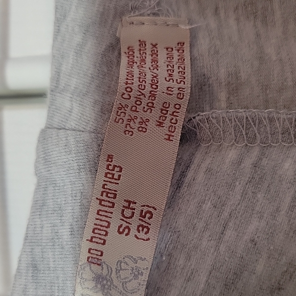 No boundaries grey 3/4 leggings - Picture 3 of 4